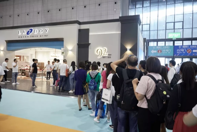 LAZBOY展厅的风采4